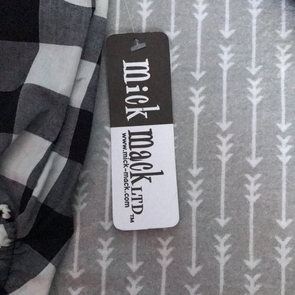 Ladies man top - Picture 2 of 2